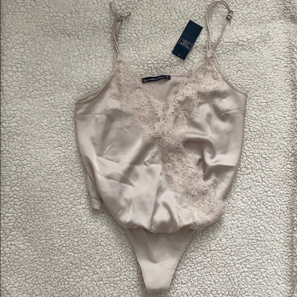 Abercrombie & Fitch Satin Silk lace tank bodysuit